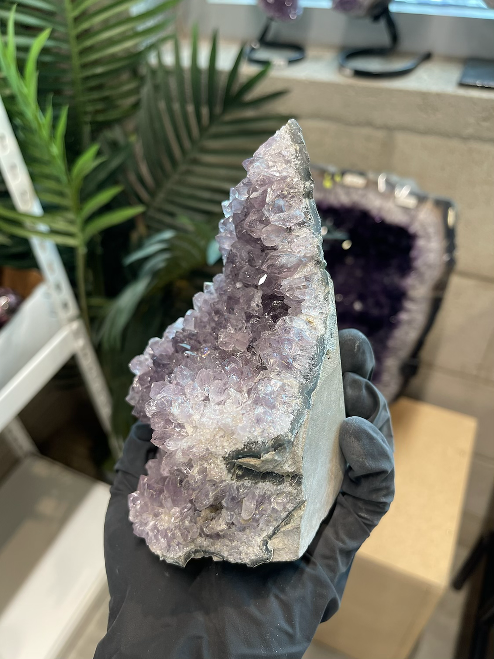 Thumbnail: Amethyst Self Stand 