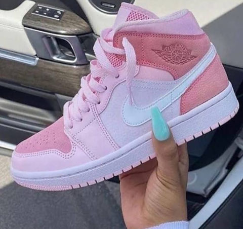 jordan pink 1s