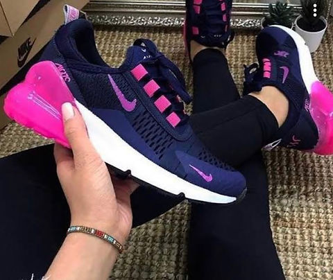 Nike 270 pink heel hotsell