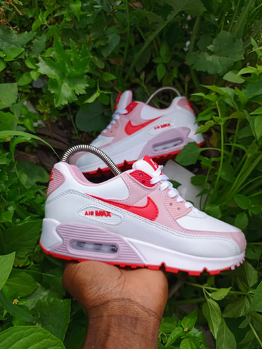 nike valentines air max
