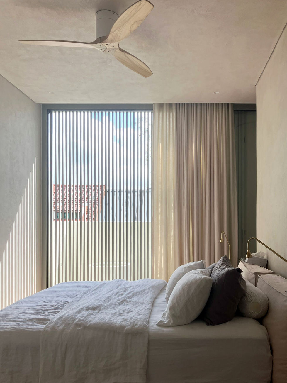 Curlicue House_Master Bedroom
