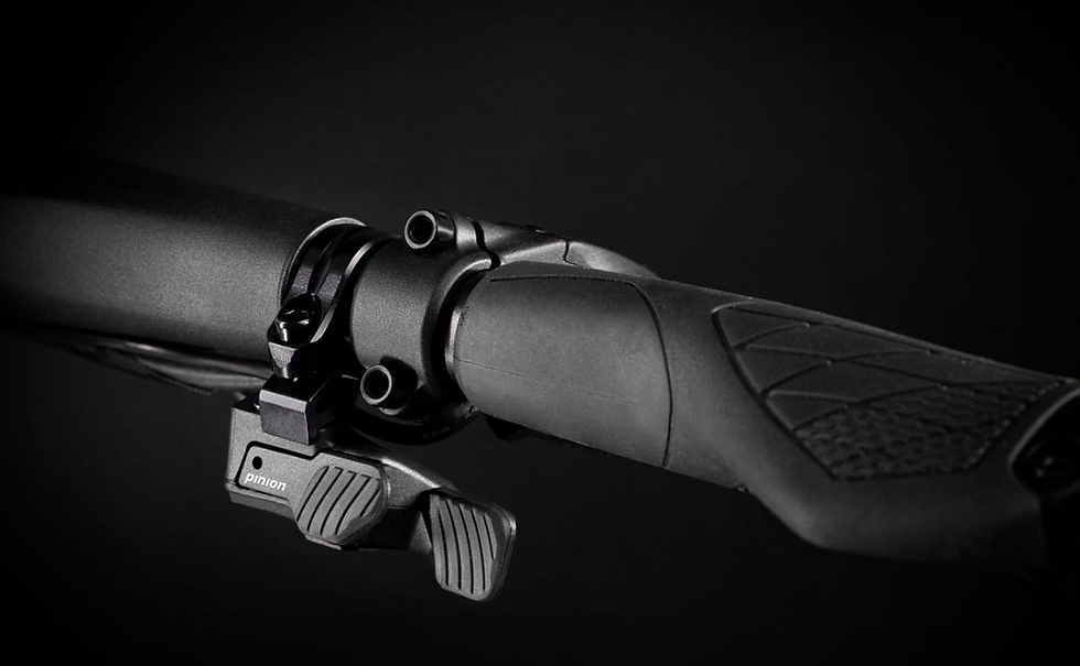 A closer look at the shifting mechanism on the handlebars of the ST7