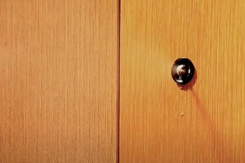 A closer look at one of the precision nozzles used within the SnappyScreen Machine. 