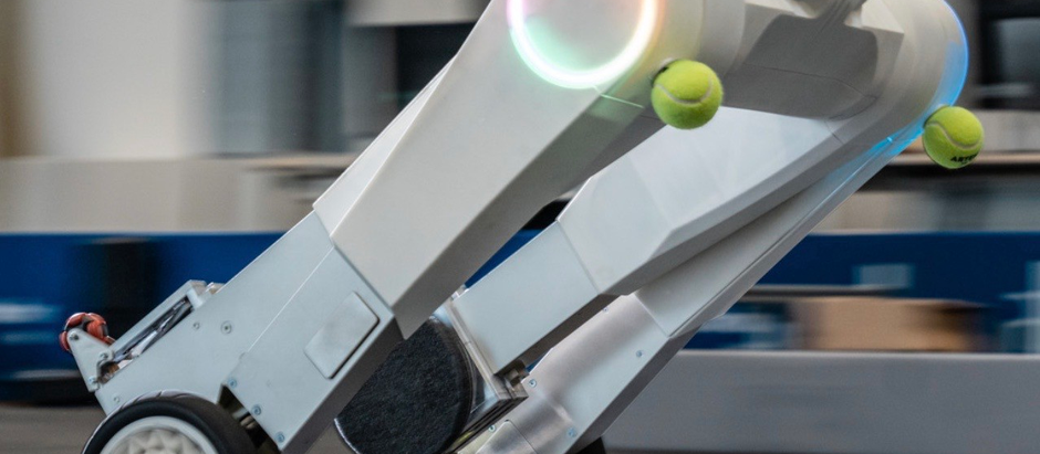 EvoBOT: The Next Generation of Autonomous Mobile Robot Systems (AMR)