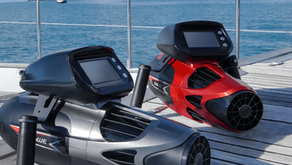 A closer look at two colorful SUBLUE Vapor Underwater scooters 