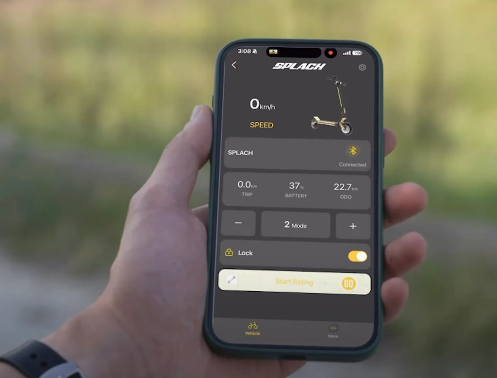 A closer look at the SPLACH phone application to monitor the Thunder electric scooter telemetrics.