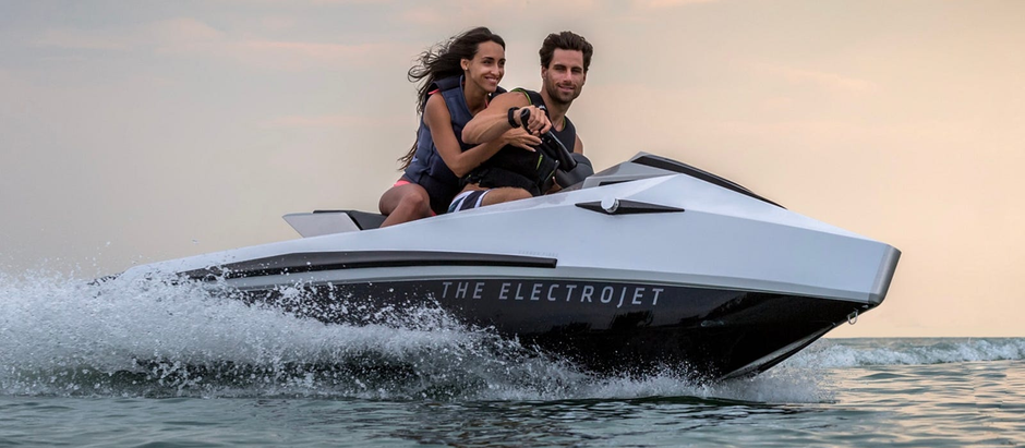 Exploring the Cutting-Edge Features of the Narke Electrojet GT95: A Quiet Addition to Watercraft Technology"