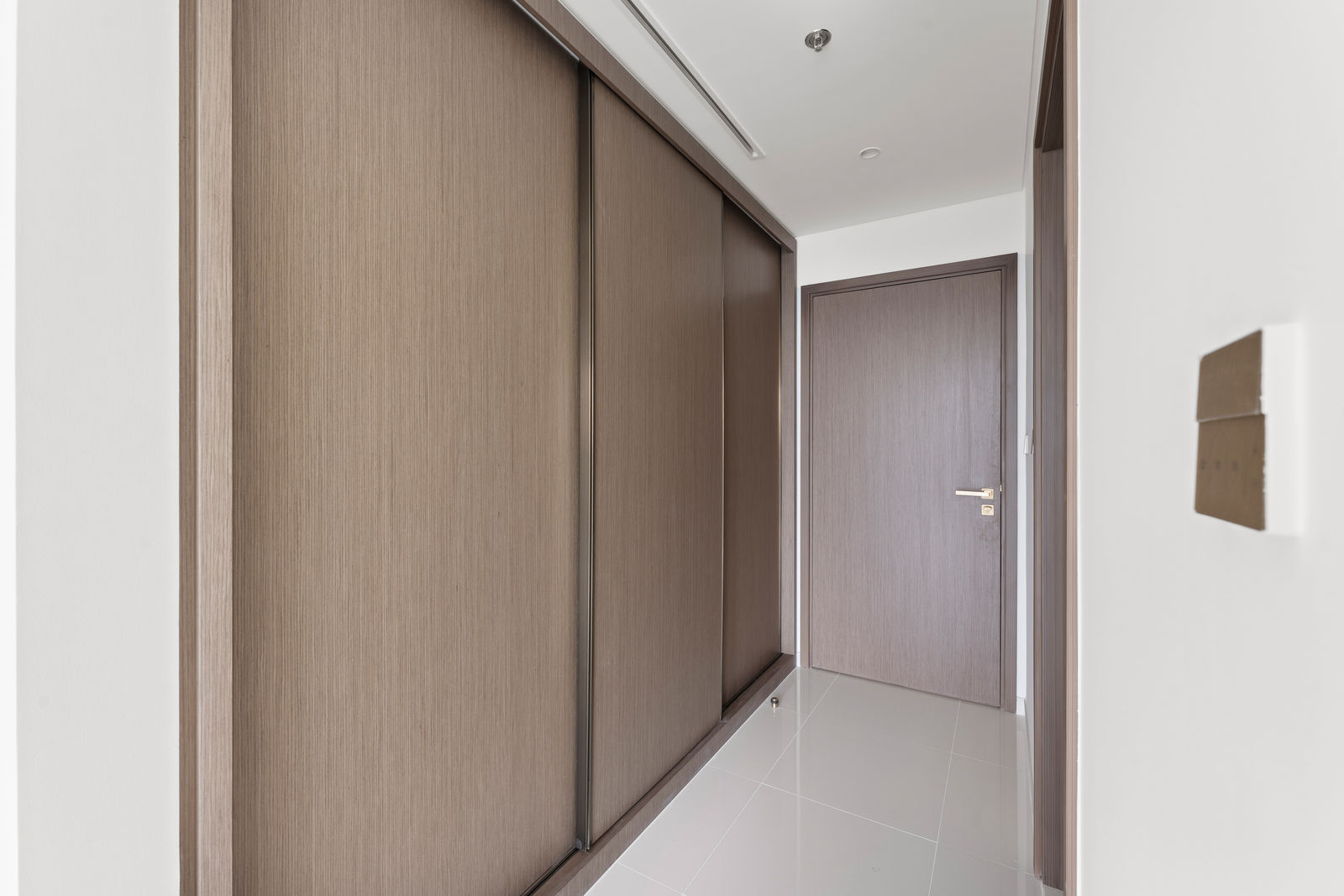 Walk-in wardrobe, Grand Bleu 4301