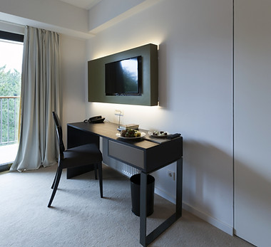 Hotel work desk 2