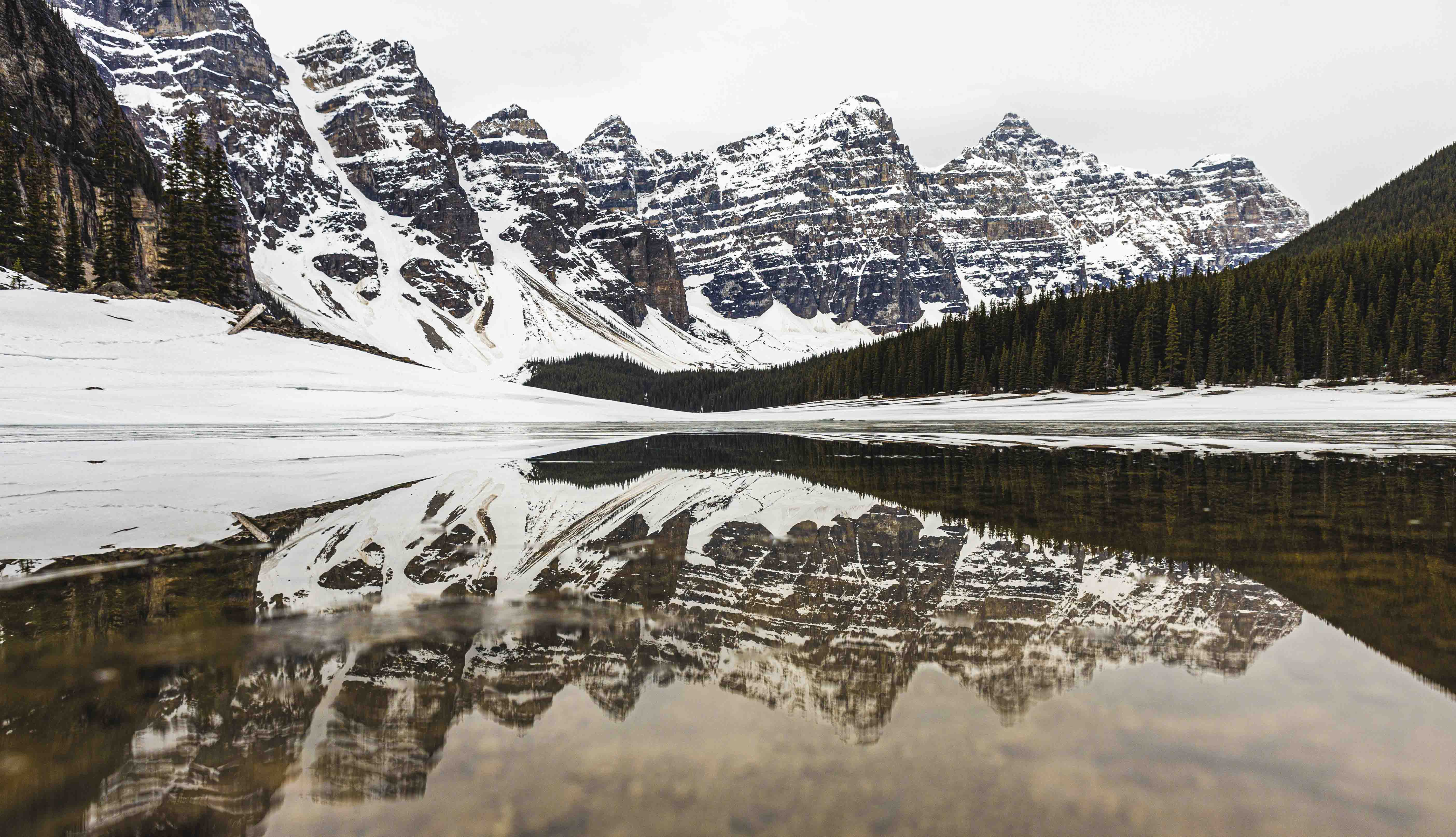 Moraine_Lake_Reflection_Canada_Banff-1_Cloudberryphotography