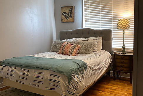 1-Queen Bedroom.jpeg