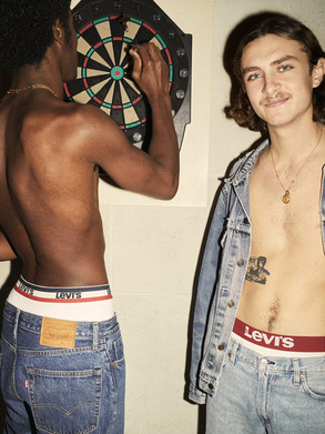 LEVI'S
SHOT BY ANTON GOTTLOB
STYLED BY LUCILLE DUREZ