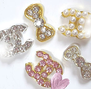 ブランドロゴネイルパーツ