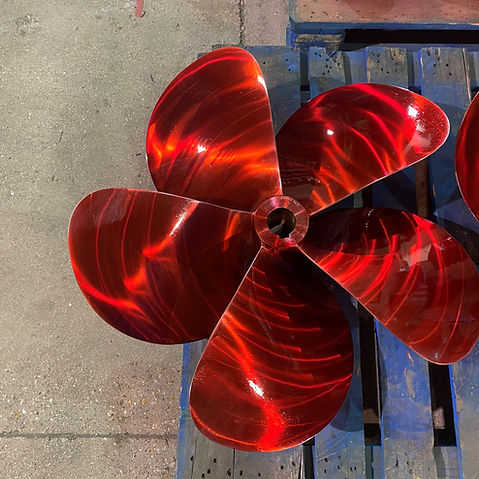 dye penetrant testing on a fan blade