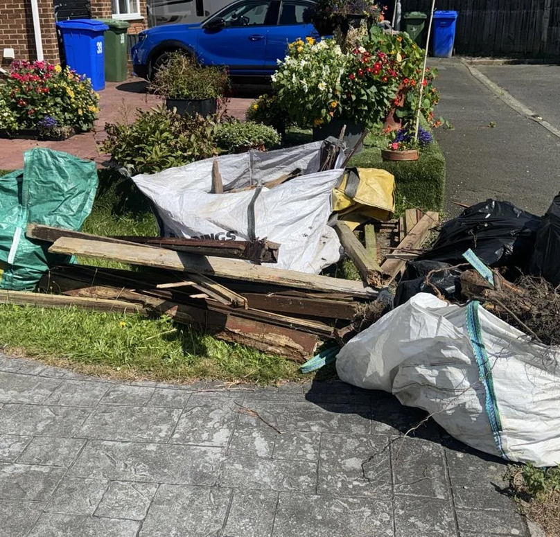 pile of residential wastes