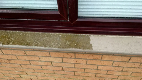 wall cleaning