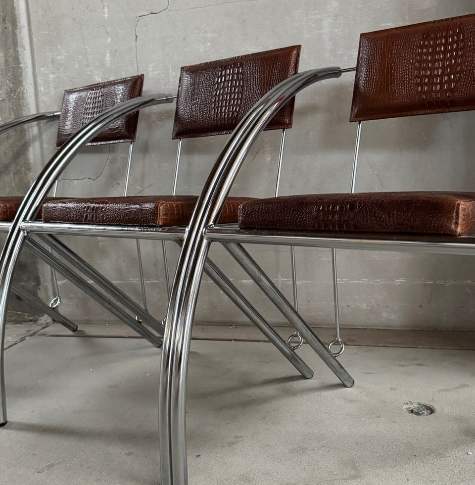 Set of 4 vintage Kare Design dining chairs from the 1990s