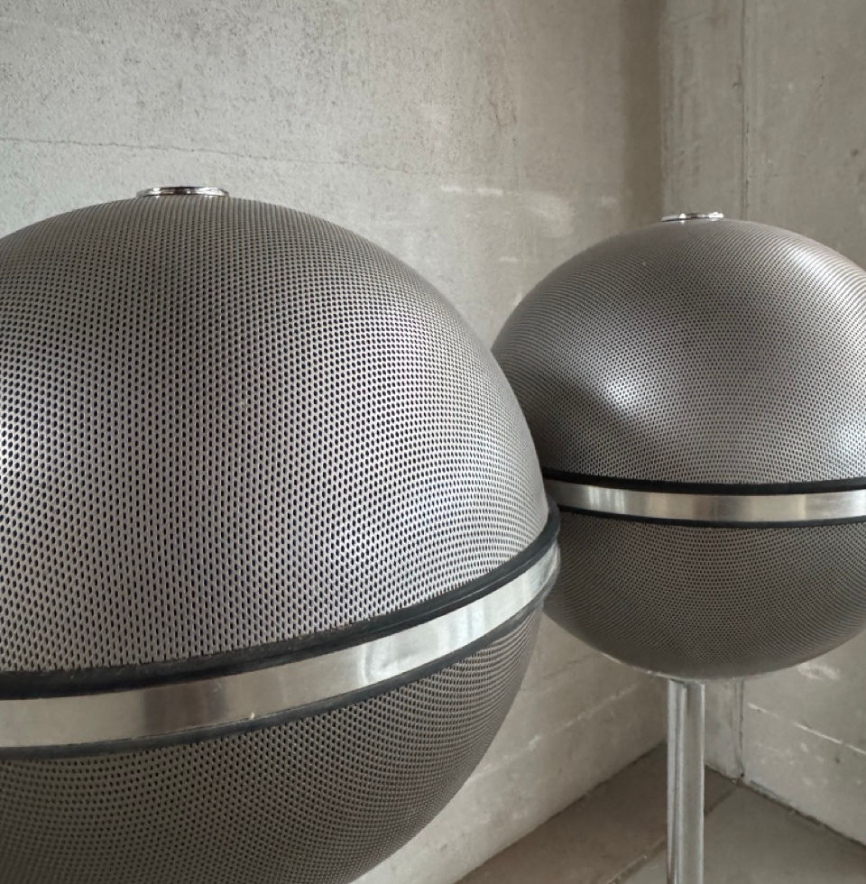 Iconic 1970s Space-Age Grundig Audiorama 8000 speaker spheres