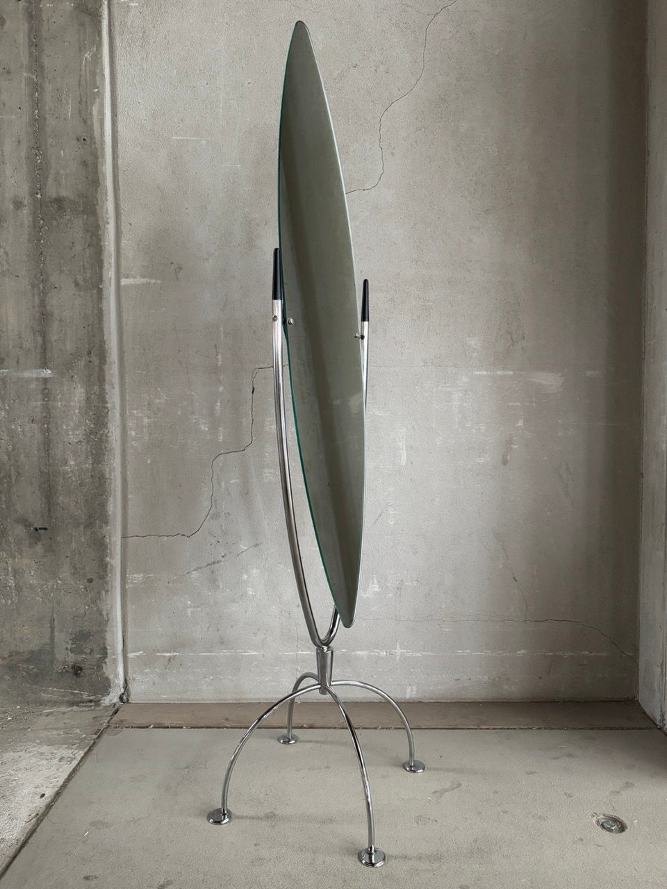 Mid-Century modern Psyche mirror from the 1960s made in Italy