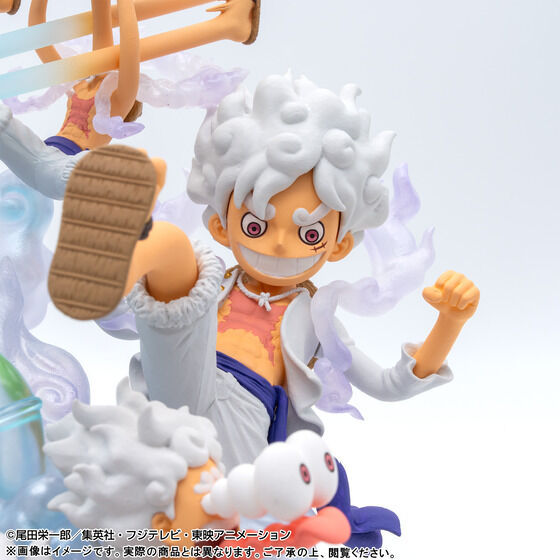 Миниатюра: One Piece World Collectible Figure PREMIUM -Monkey D. Luffy Gear 5 SPECIAL-