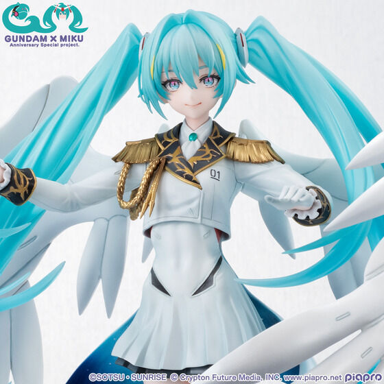 Thumbnail: Lucrea Hatsune Miku x Wing Gundam Zero EW Japan version