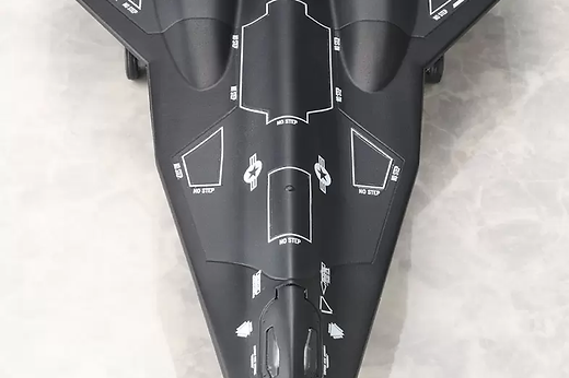 BellFine Top Gun Maverick 1/100 scale DARKSTAR Japan version