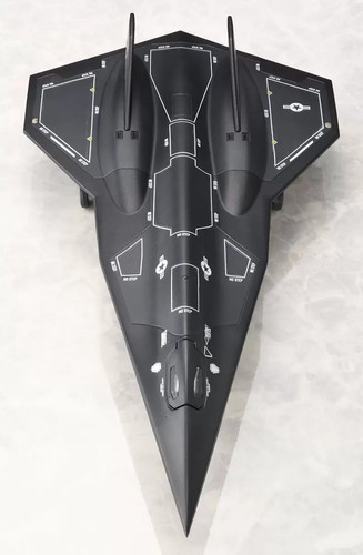 BellFine Top Gun Maverick 1/100 scale DARKSTAR Japan version