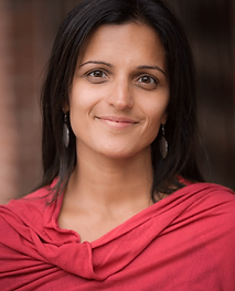 Aditi headshot.png