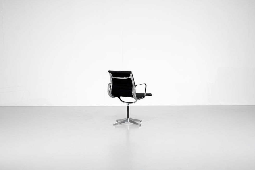 Thumbnail: Armchair " EA 104 " Charles Ray Eames for ICF, USA 1969.