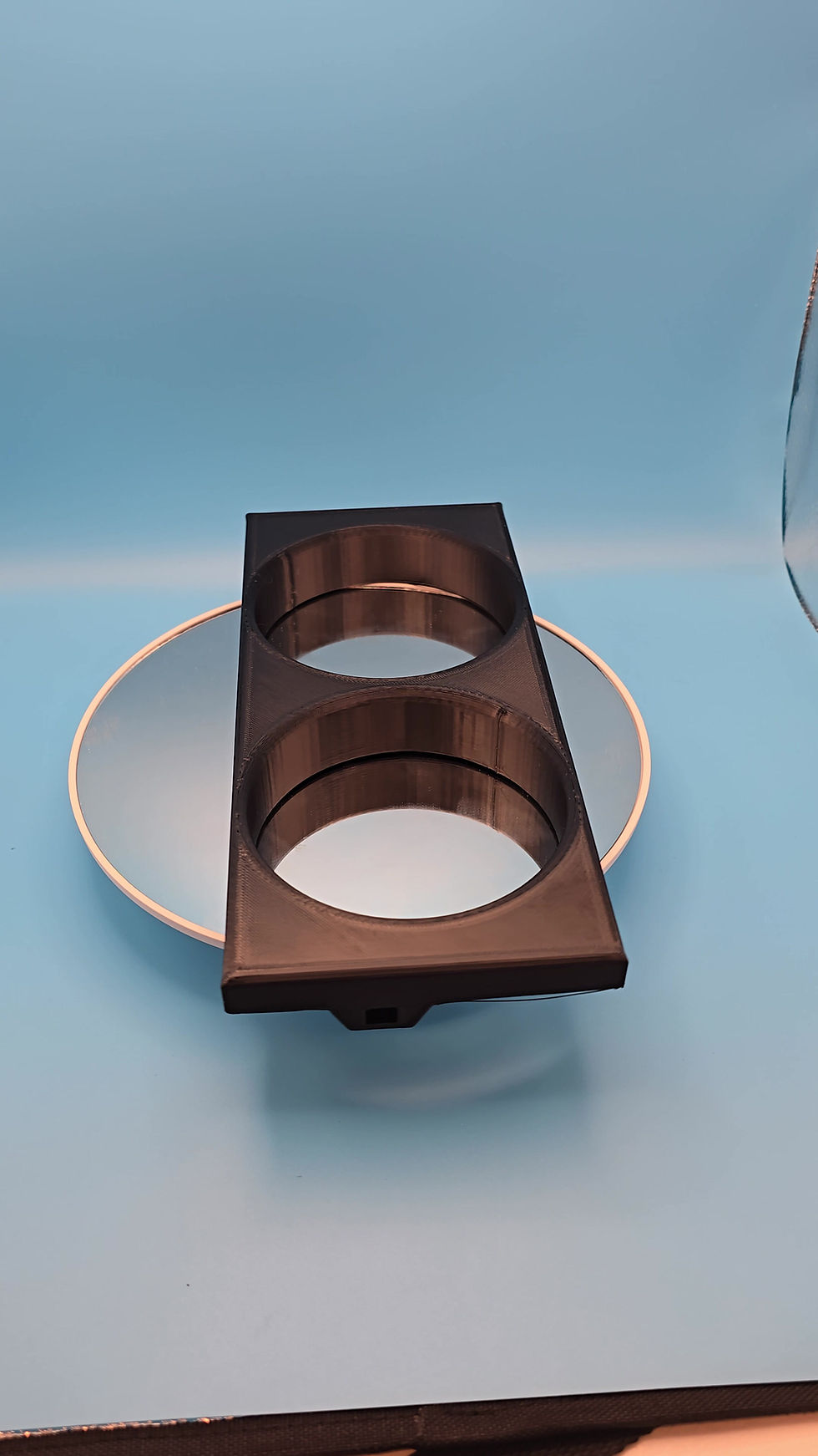 Thumbnail: Dual Yeti Holder