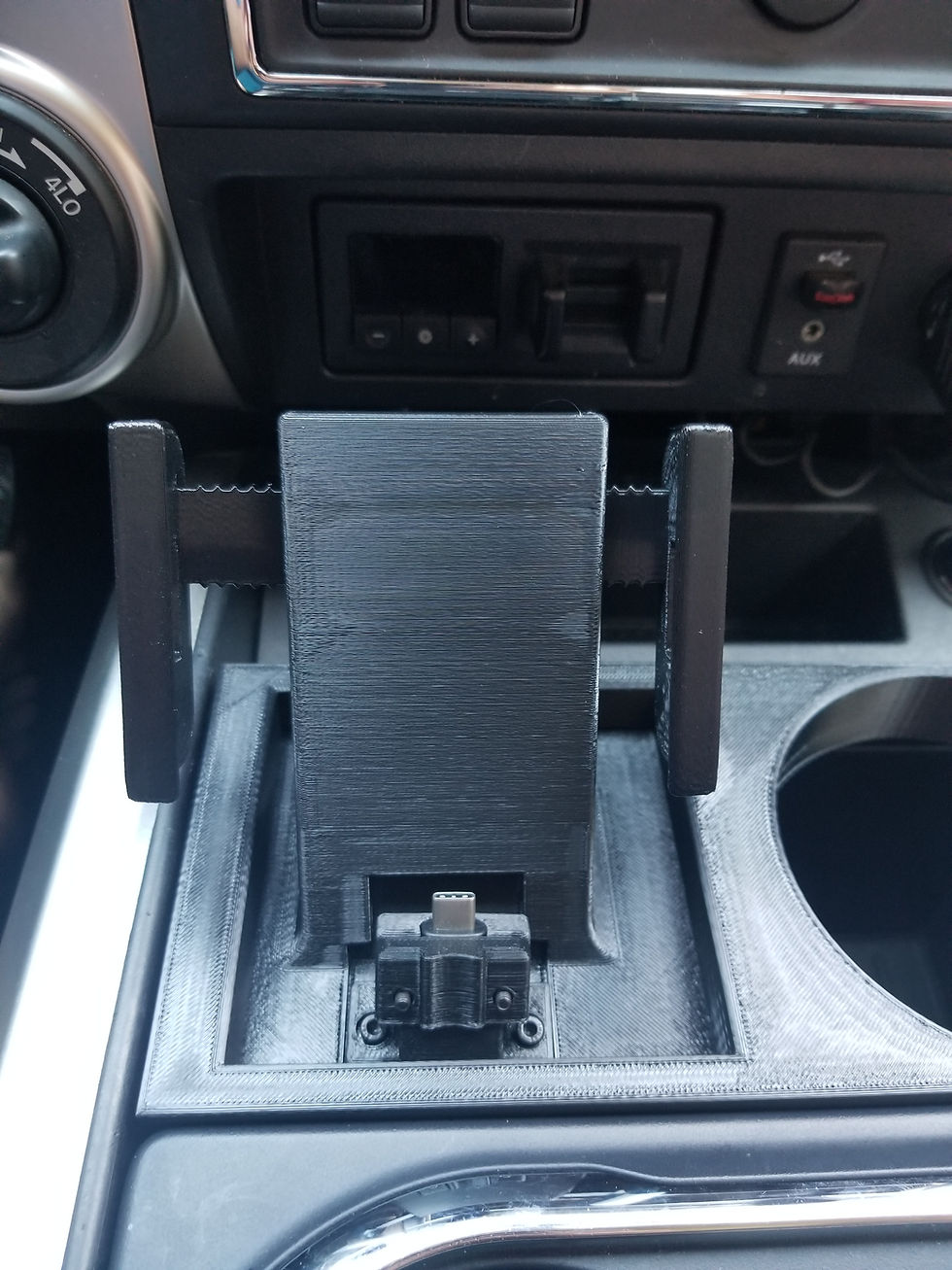 Thumbnail: Ford Super Duty Dual Quick Dock