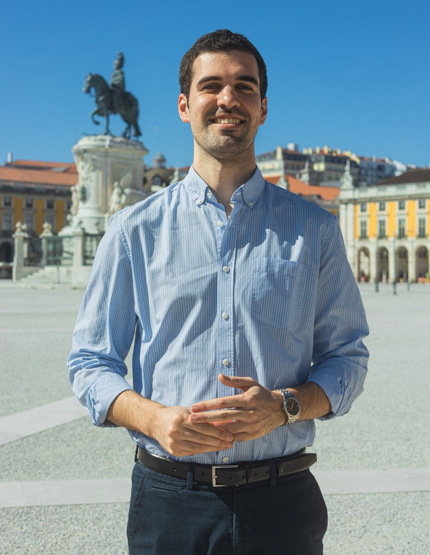 Rodrigo Martins 2 Large.jpeg