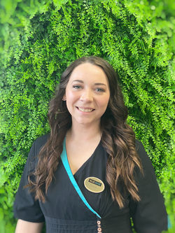 Nicole, Massage & Reiki Master