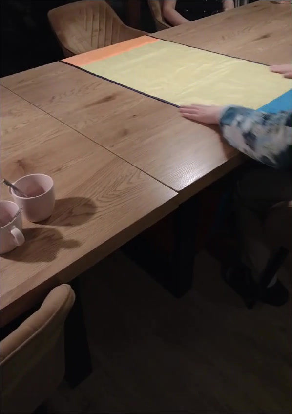 Thumbnail: easy motion / Yesing inc pittenzakjes