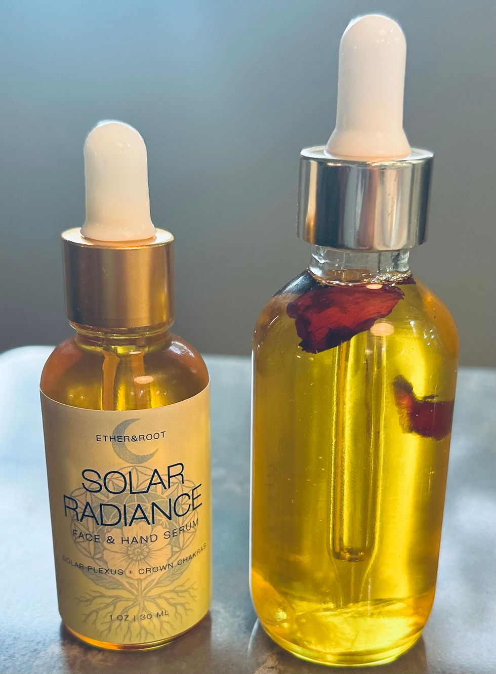 Thumbnail: Solar Radiance Face  Serum