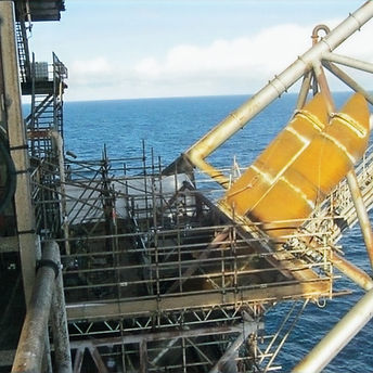 width_550 (1)_edited.jpg