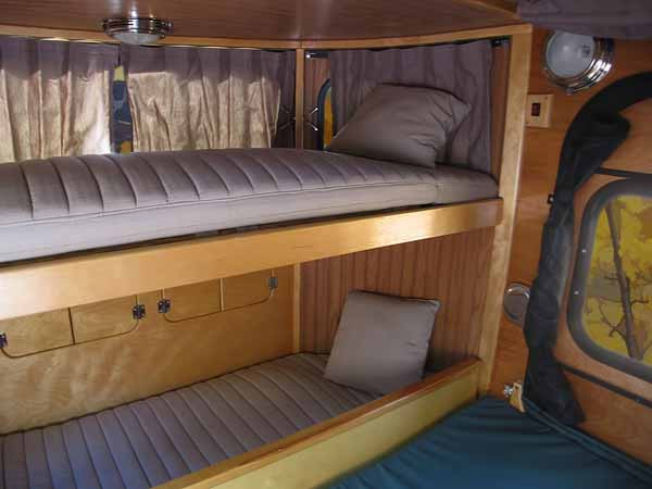 Camp-Inn teardrop with bunk beds