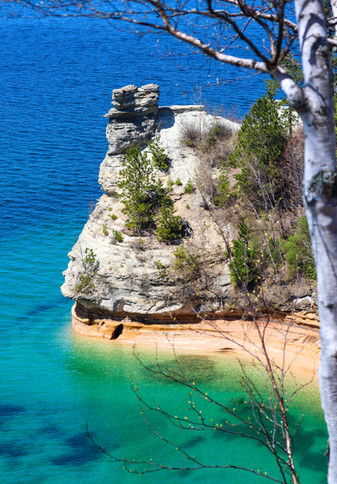 200 Foot Section of Cliff Falls into Lake Superior