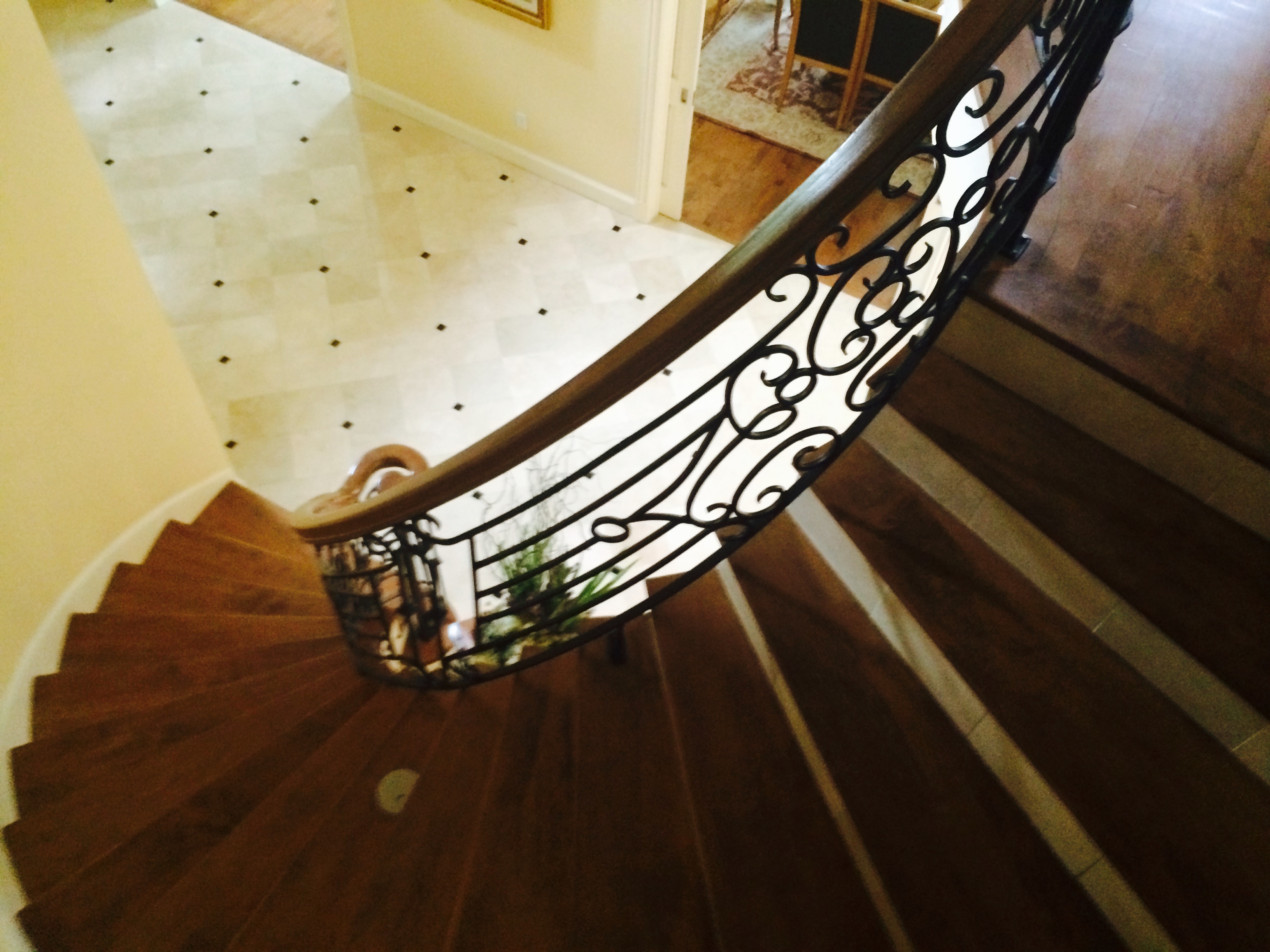 Wood floor refinishing (29)