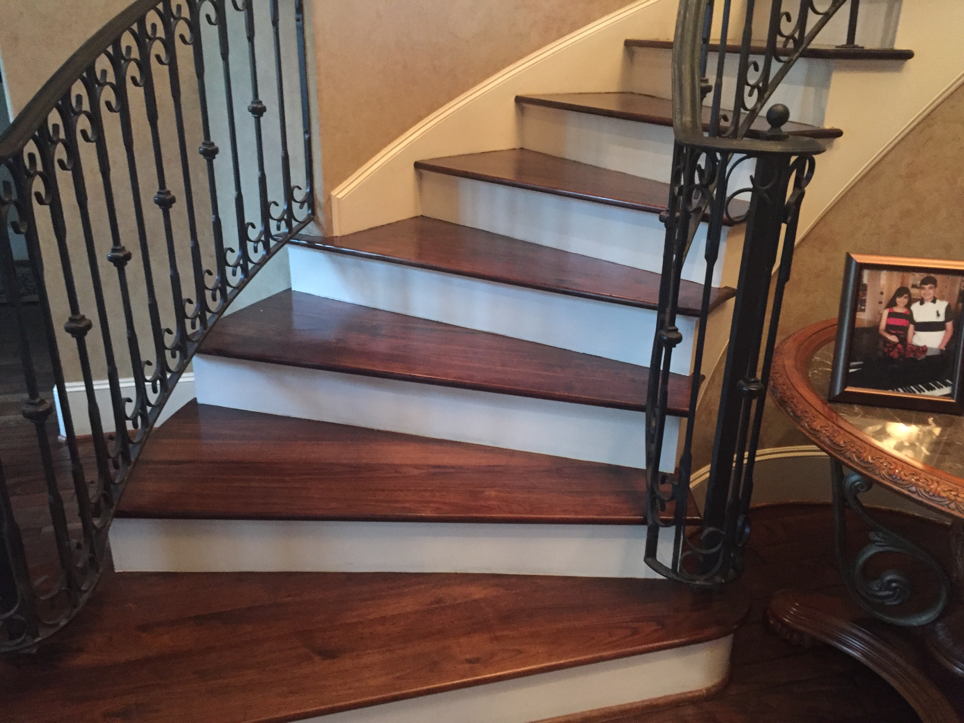 hardwood floors refinishing
