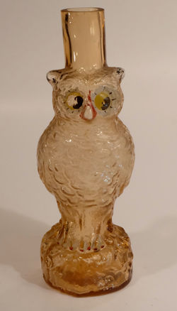 O-90 glass vase