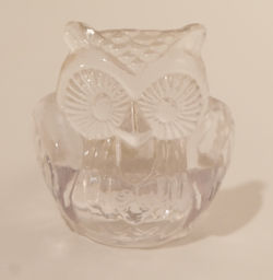 O-040 glass candle holder