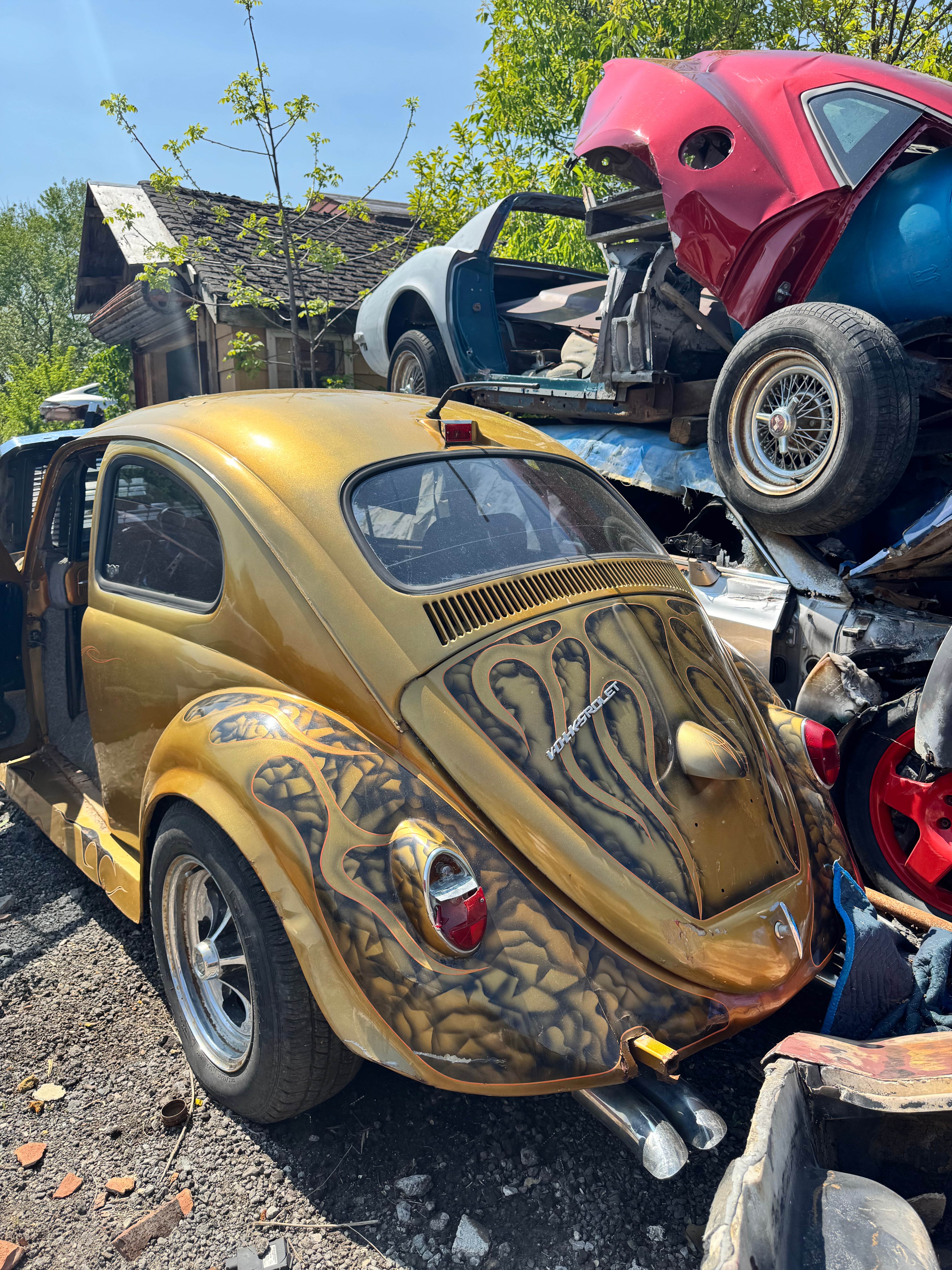 1966 VOLKSWAGEN SUPER BEETLE HOT-WHEELS EDITION V6 4 SPEED 