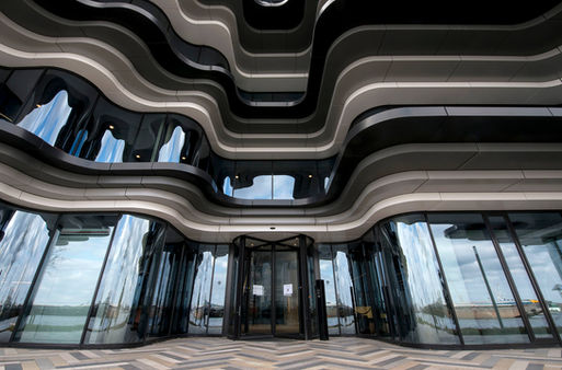 Vastgoedfotograaf -projectfotografie van modern kantoorgebouw