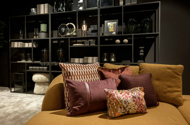 Interieurfoto's van de showroom bij Haans Lifestyle in de Woonindustrie in Nieuwegein