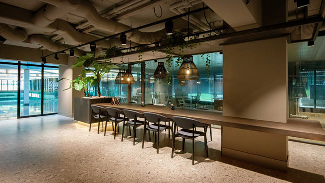 Interieurfotografie van een opnieuw ingericht kantoor van deze tijd