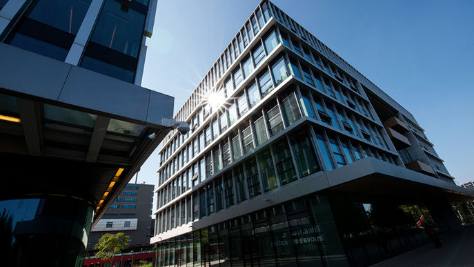 Architectuurfotografie Exterieur voor Architecten - architectuurfotografie van universiteit in Rotterdam