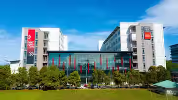 Swinburne University of Technology campus photo