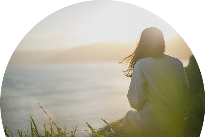 5395581-female-woman-sunlight-sunshine-sun-sunray-looking-out-ocean-view-sea-view-sea-side