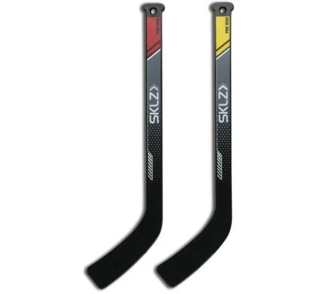 מקלות הוקי עם צבעים שונים